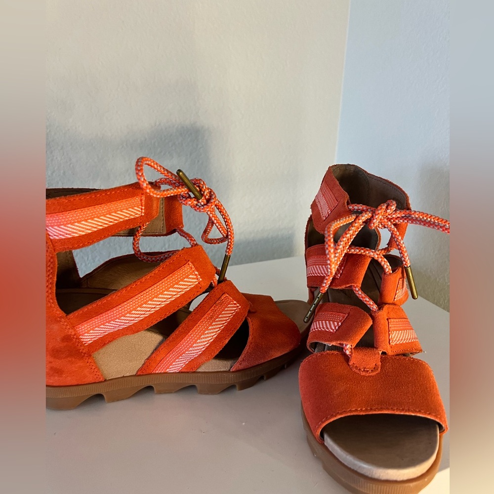 Sorel Joanie II lace up wedge
